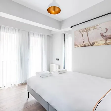 Charming Bright New 2bd1bath Wparking!#339 * Стамбул