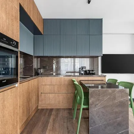 Apartment Charming Bright New 2bd1bath Wparking!#339 *