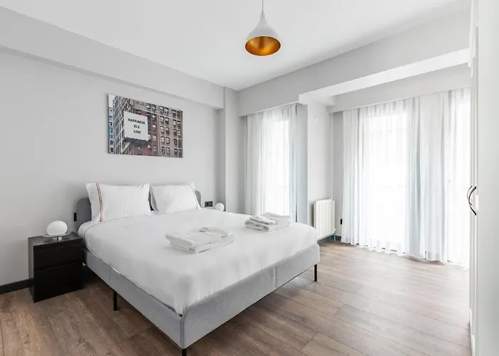 Charming Bright New 2bd1bath Wparking!#339 Apartmán