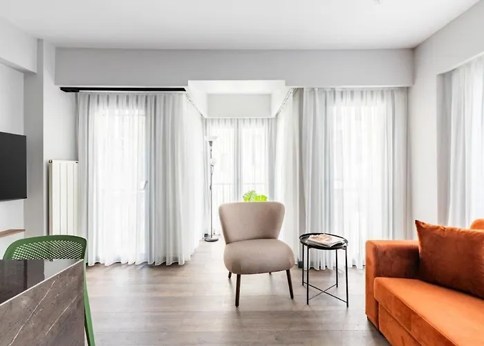 Charming Bright New 2bd1bath Wparking!#339 Daire *